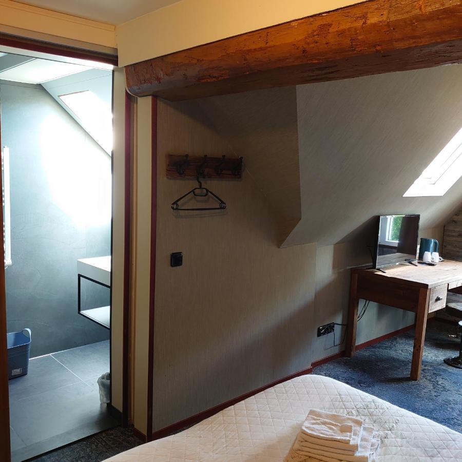 De Cyprian Bed & Breakfast Kaard Extérieur photo
