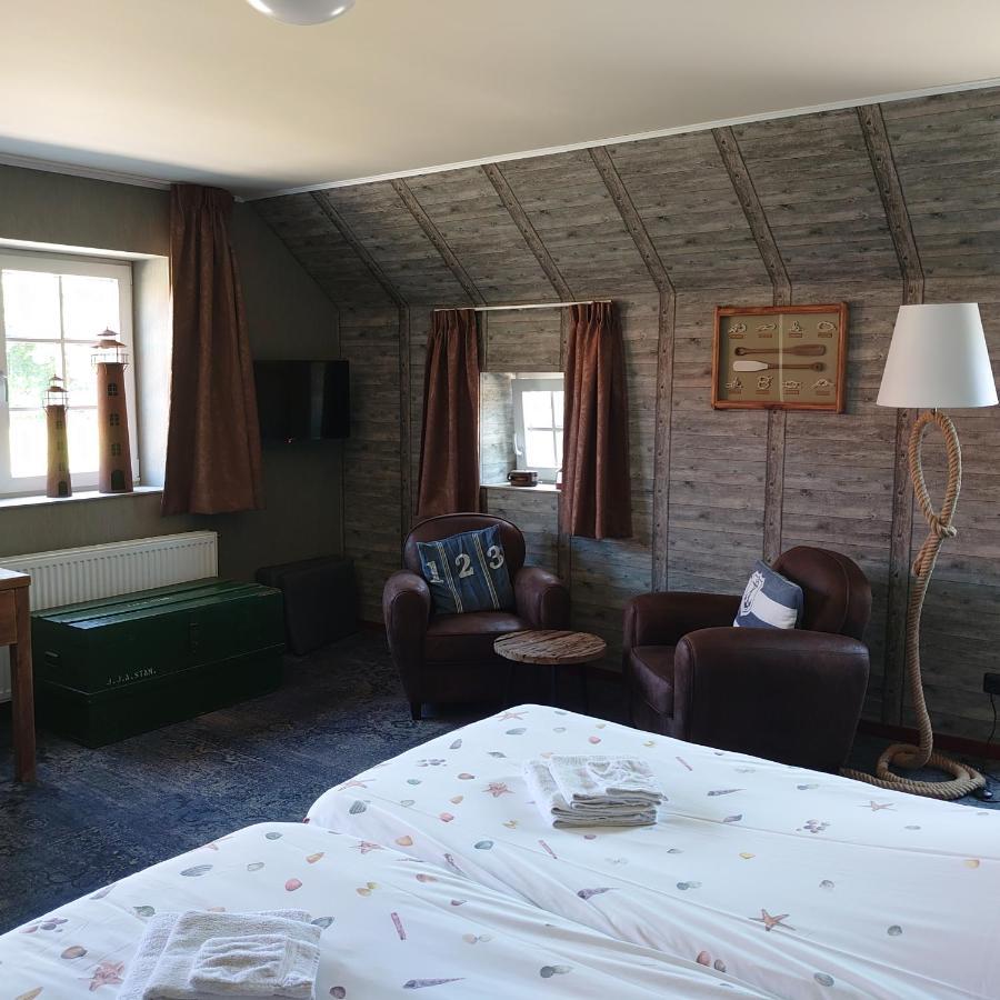 De Cyprian Bed & Breakfast Kaard Extérieur photo