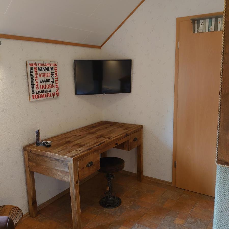 De Cyprian Bed & Breakfast Kaard Extérieur photo